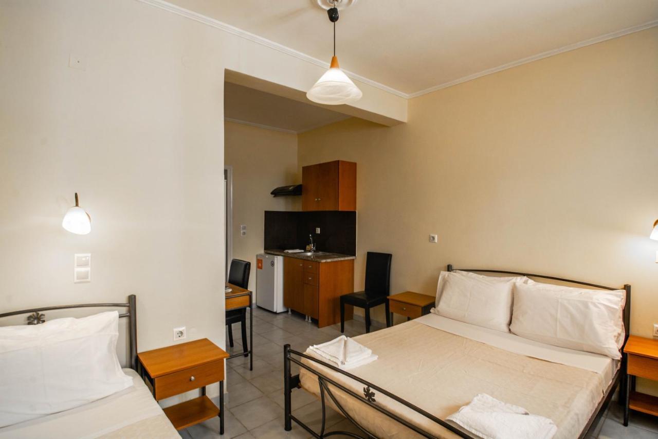 Aparthotel Phevos 3*
