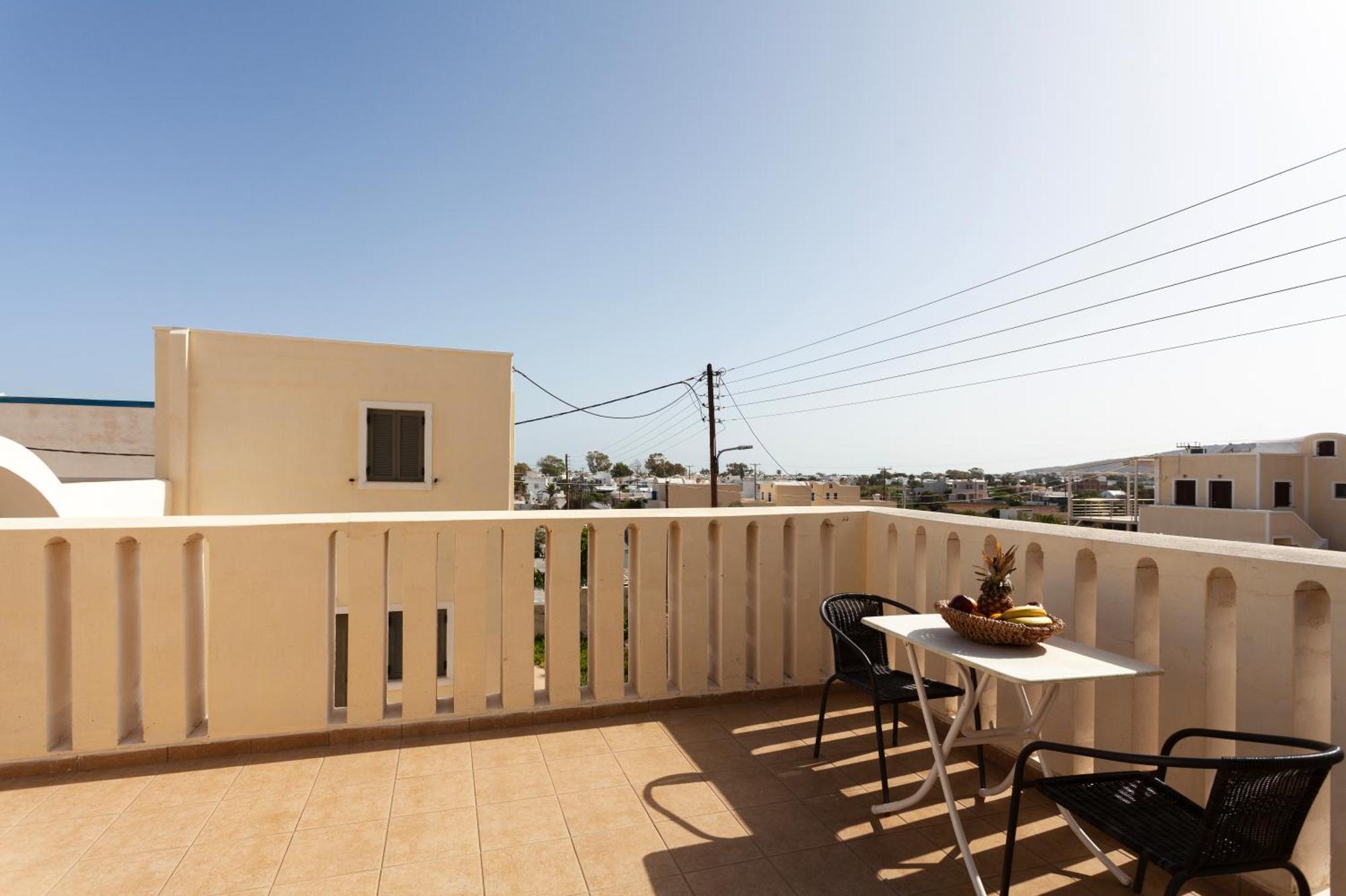 Phevos Aparthotel 3*